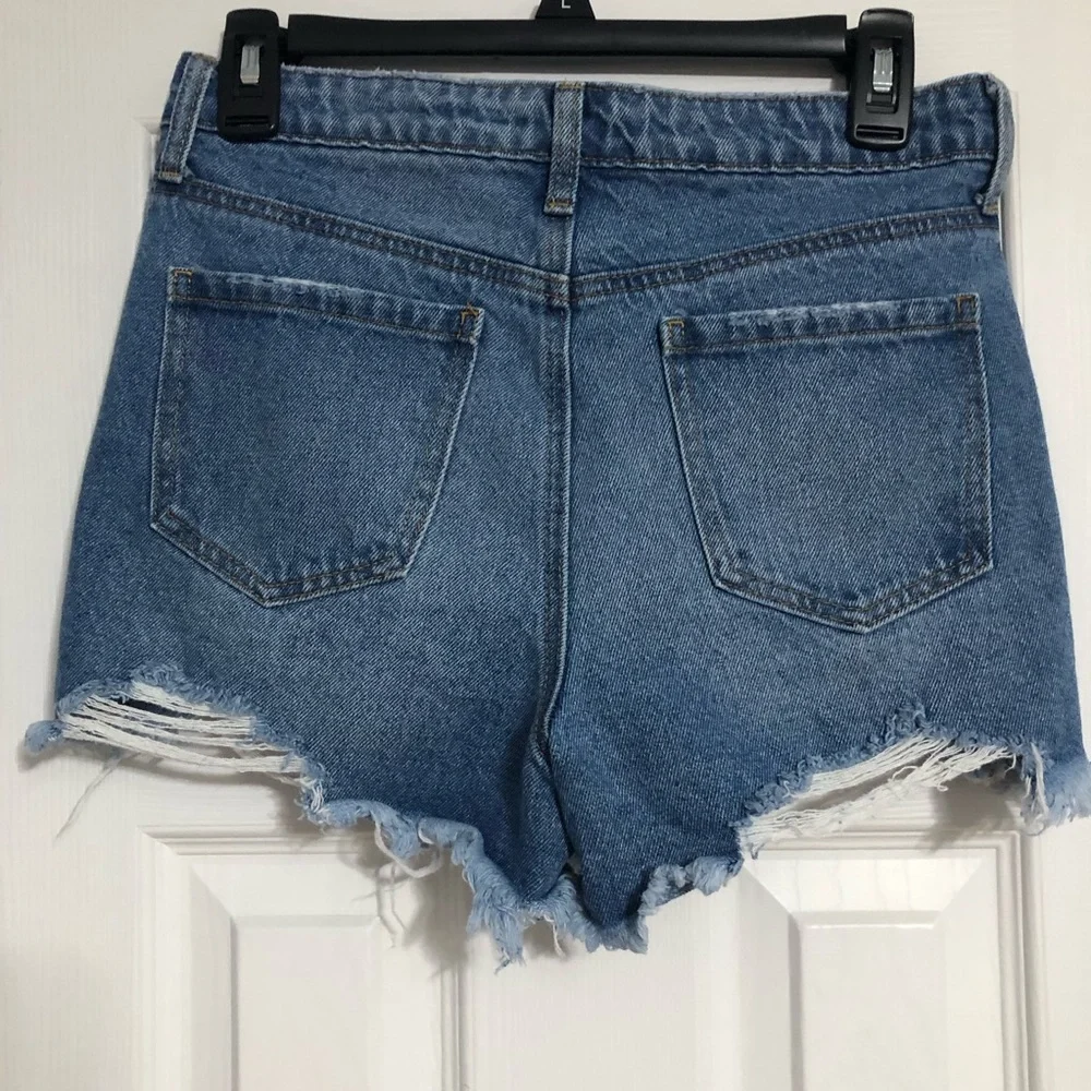 BP Be Responsible cut off denim jean short shorts‎ women 27 distressed waist 28”